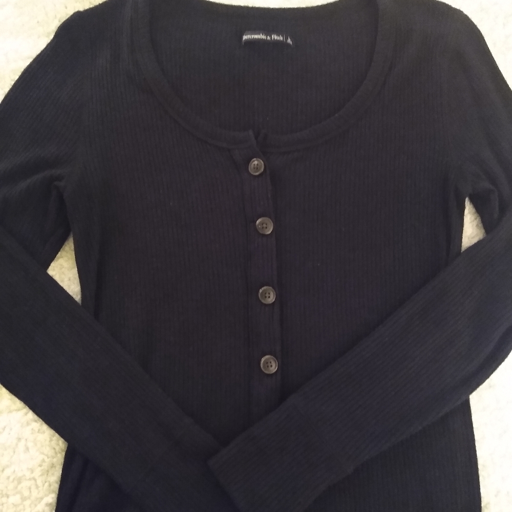 🤩Abercrombie&Fitch long sleeve button up shirt